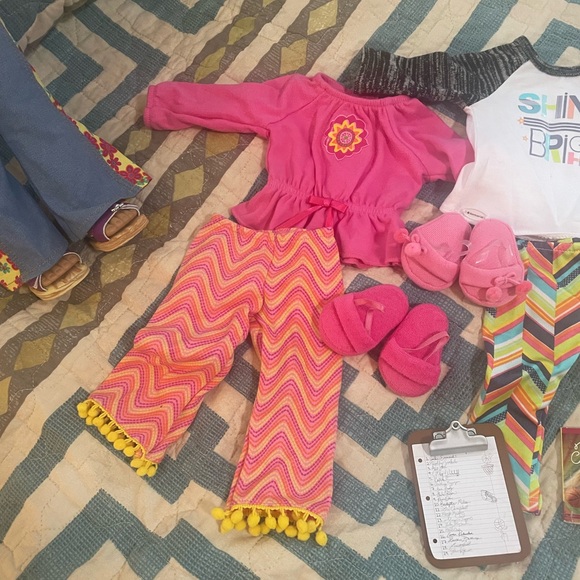 Authentic American Girl doll “Julie” - Picture 7 of 7